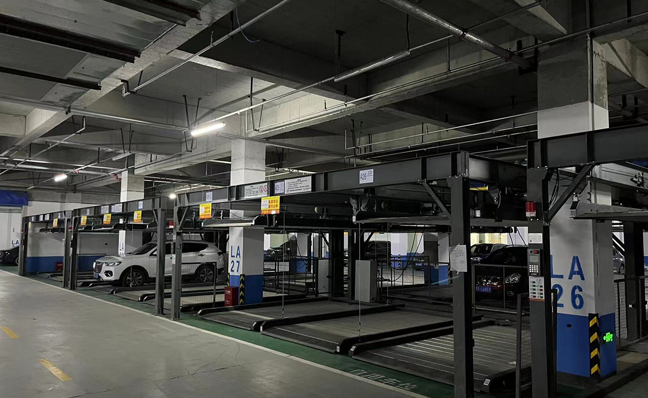 パイ江小区（昇降横移二階）